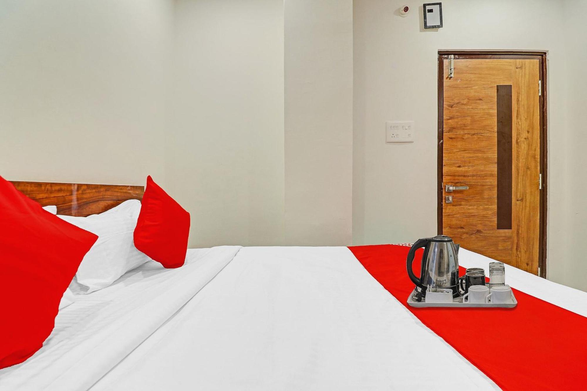 Hotel O Night Eye ハイデラバード エクステリア 写真